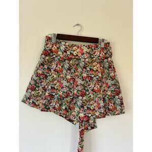 J.Crew Liberty Fabric womens shorts size 6 floral lined with tie